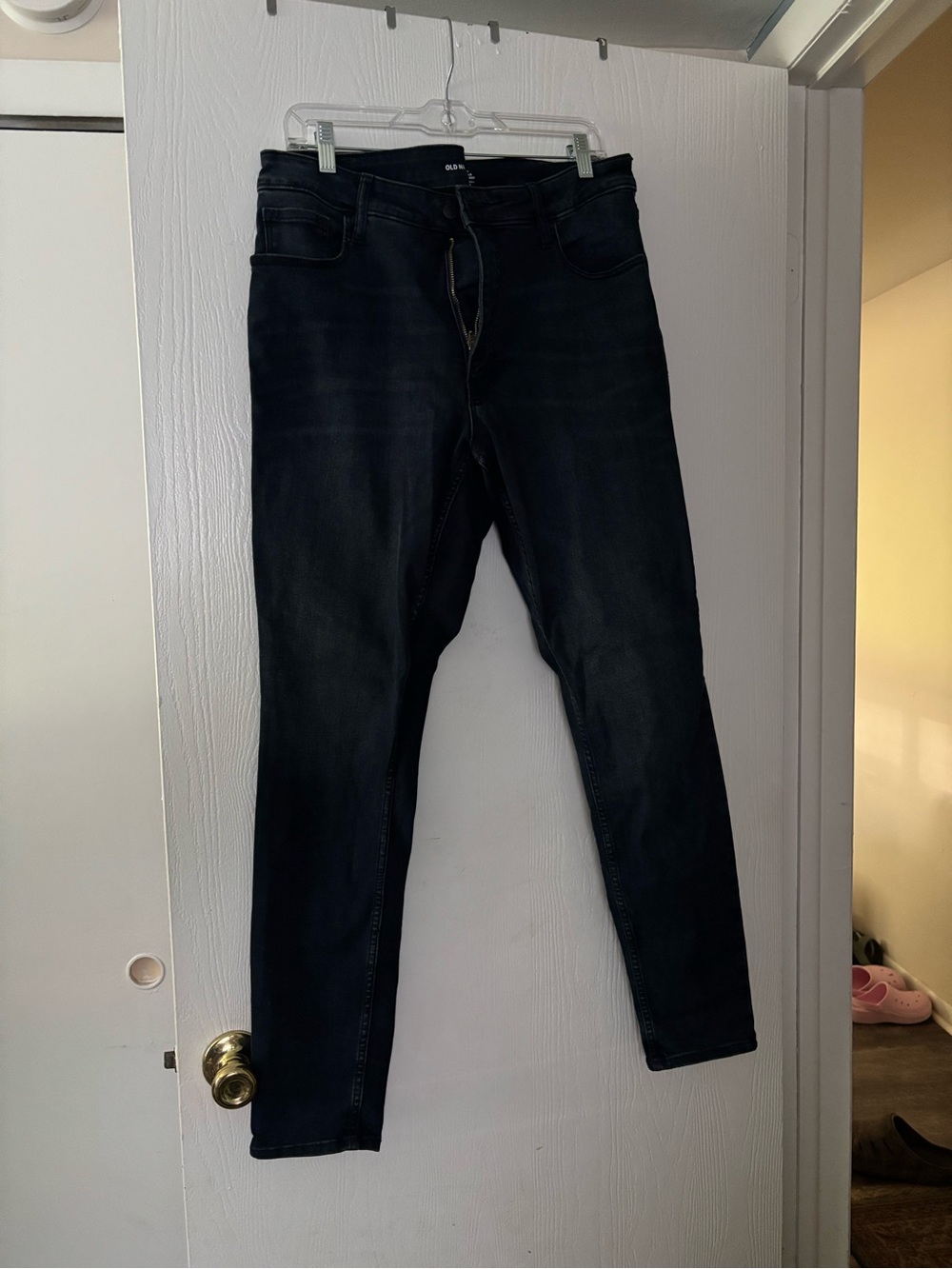 Old Navy Women's Skinny Jeans in Dark Blue Wash